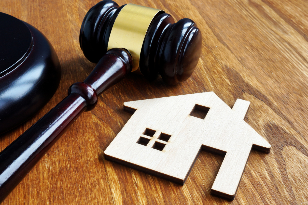 6 Reasons to Hire a Property Lawyer for Property Management